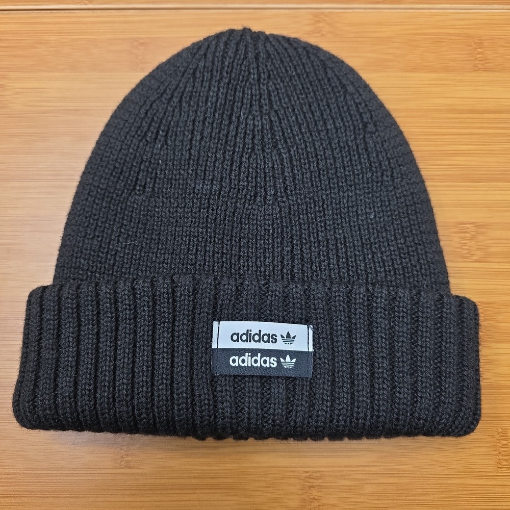 Adidas mens/womens one size mini fit original utility cuffed black beanie